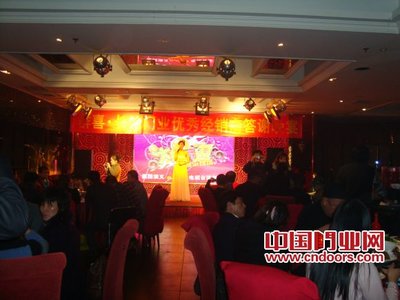 群喜門(mén)業(yè)盛裝亮相北京門(mén)博會(huì)，重金激勵(lì)開(kāi)啟渠道精耕新篇章